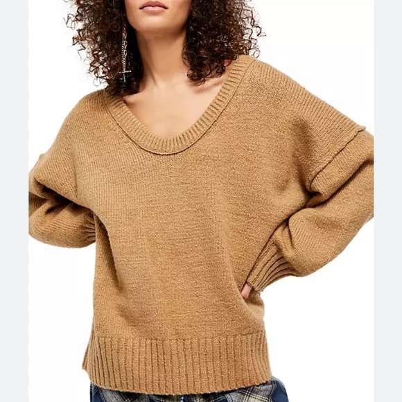 Free People Sweaters - Free People M Brookside Tunic Oversized Sweater in Camel Tan